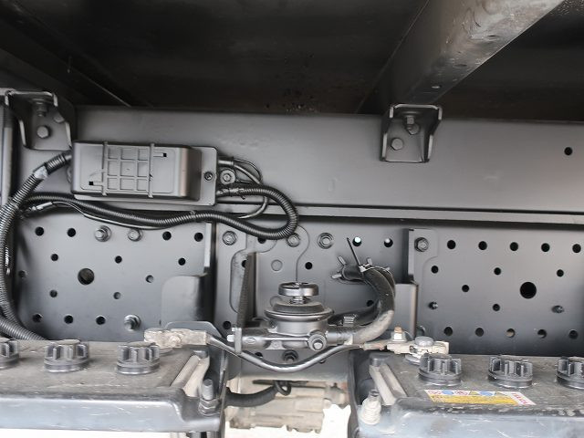 中古トラック いすゞアルミバン ＃7