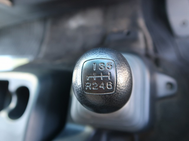 中古トラック 日野冷凍バン ＃17