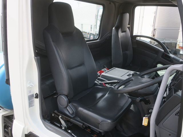 中古トラック いすゞコンクリートミキサー車 ＃15