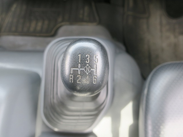 中古トラック いすゞコンクリートミキサー車 ＃19