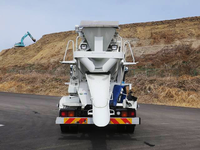 中古トラック いすゞコンクリートミキサー車 ＃5