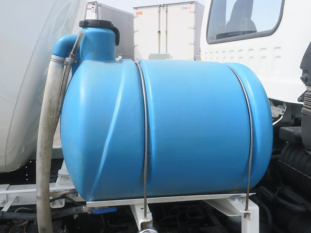 中古トラック いすゞコンクリートミキサー車 ＃10