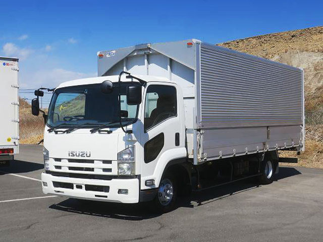 2010 Isuzu Forward Medium-sized Aluminum Wing 6200 Wide *Approximately 280,000km on the meter*
