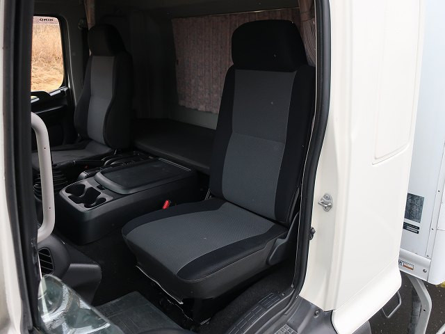 中古トラック 日野冷凍バン ＃22