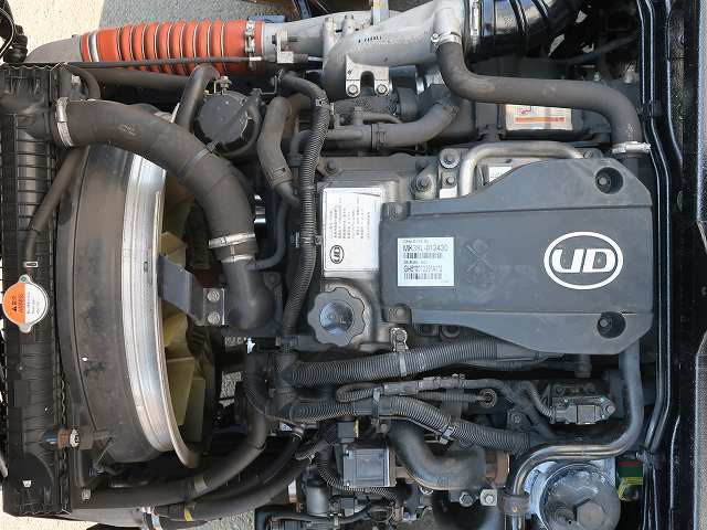 中古トラック UDトラックスアルミウィング #11