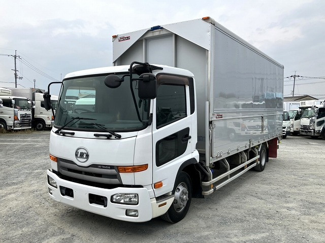 [Vehicle for lease rental only] 2013 model UD Trucks Condor medium-sized aluminum wing 6200 standard