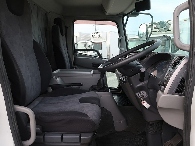 中古トラック UDトラックスアルミウィング ＃12