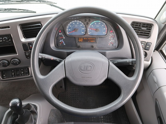 中古トラック UDトラックスアルミウィング #15