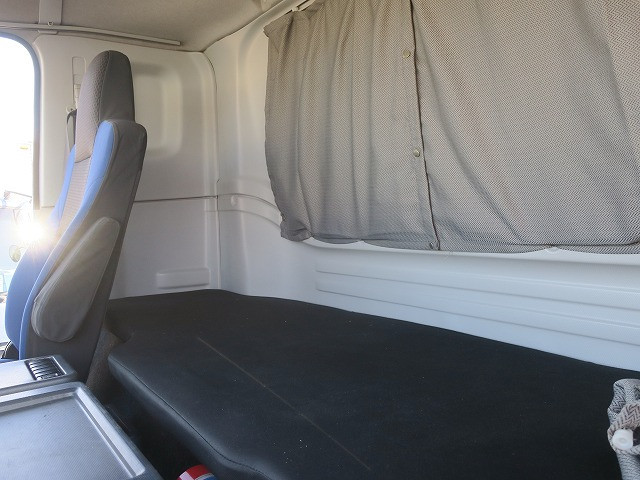 中古トラック いすゞアルミウィング ＃23