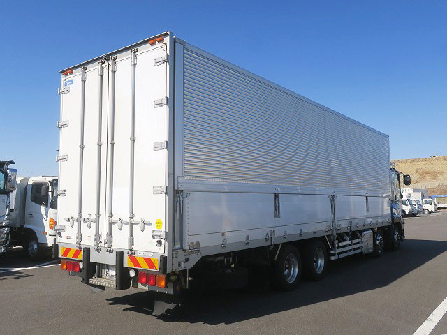中古トラック いすゞアルミウィング ＃4