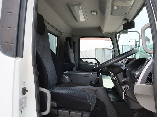 中古トラック UDトラックスアルミウィング ＃12