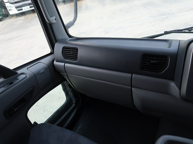 中古トラック UDトラックスアルミウィング ＃13