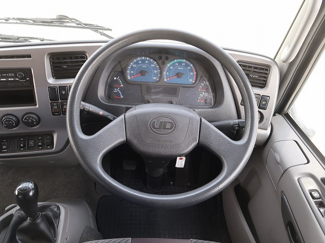 中古トラック UDトラックスアルミウィング ＃15