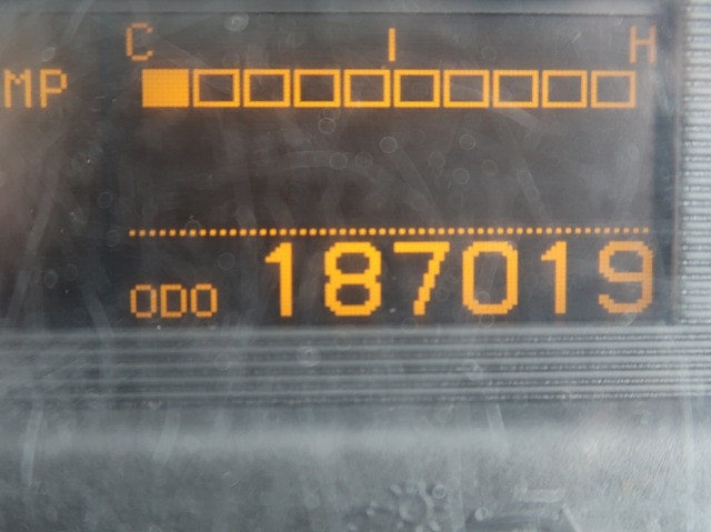 中古トラック UDトラックスアルミウィング ＃16