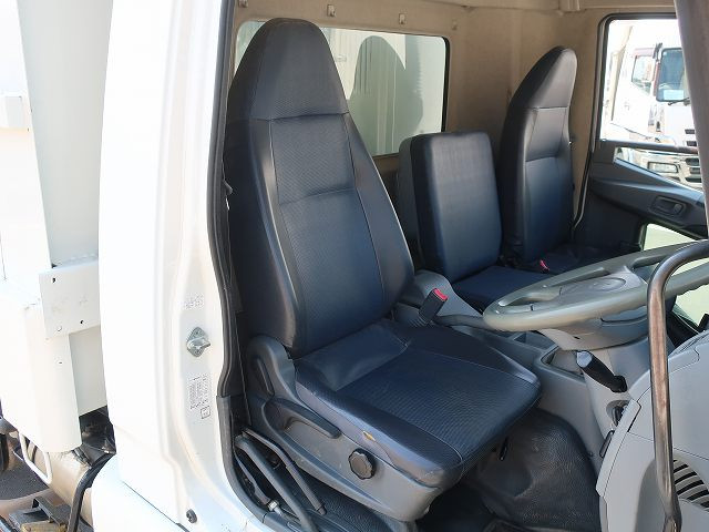 中古トラック 三菱ふそう深ダンプ ＃13