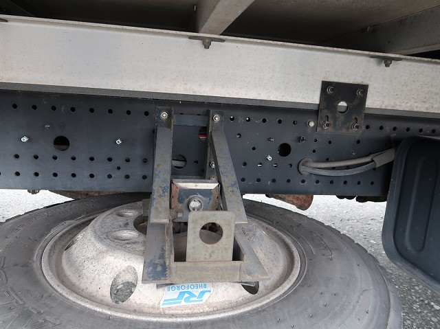 中古トラック いすゞ冷凍バン ＃10