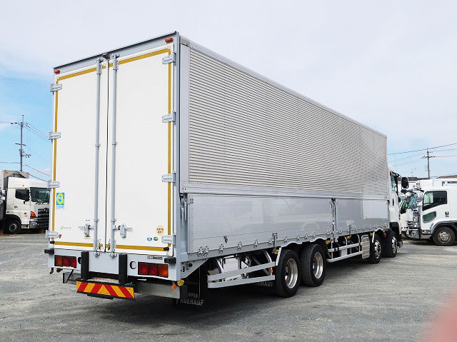 中古トラック いすゞアルミウィング ＃3