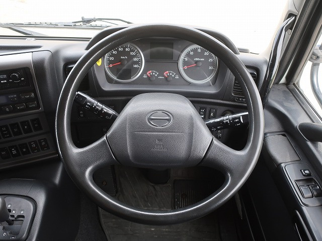 中古トラック 日野冷凍バン ＃17