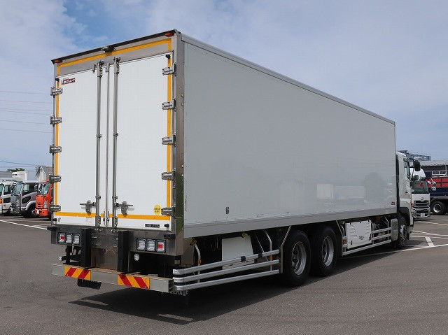 中古トラック 日野冷凍バン ＃3