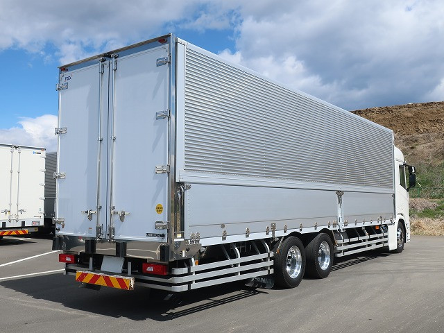 中古トラック スカニアアルミウィング ＃3