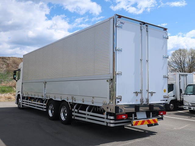 中古トラック スカニアアルミウィング ＃4