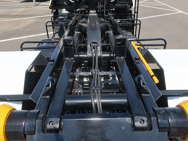 中古トラック いすゞアームロール ＃7