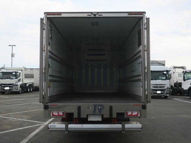 中古トラック 日野冷凍バン ＃8