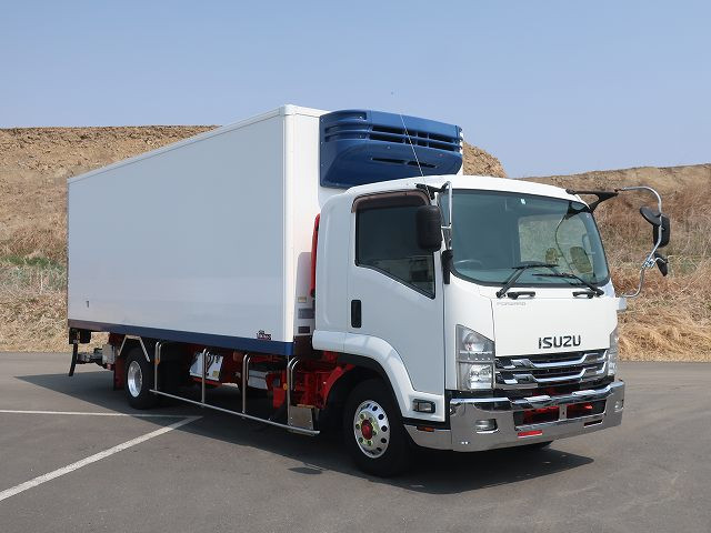 中古トラック いすゞ冷凍バン ＃2