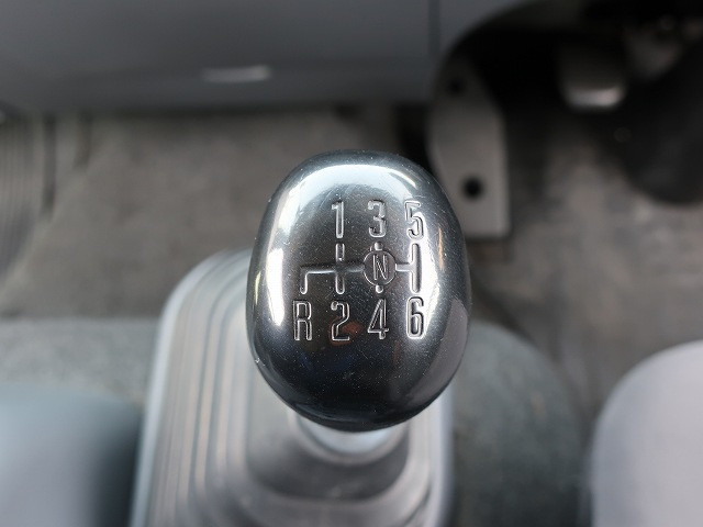 中古トラック いすゞ冷凍バン ＃19