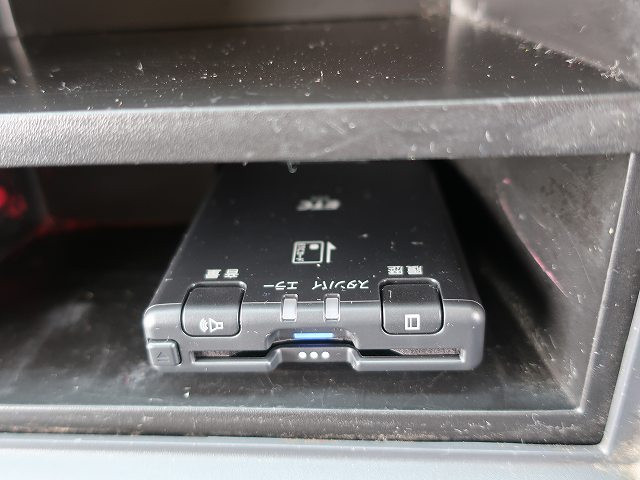 中古トラック いすゞ冷凍バン ＃20