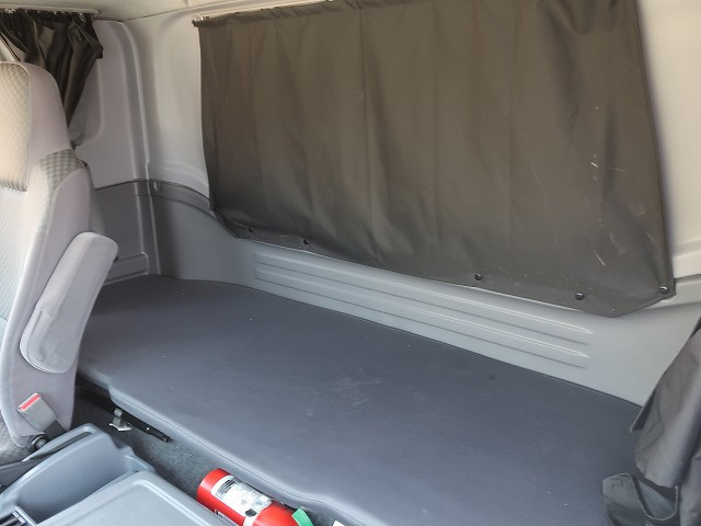 中古トラック いすゞ冷凍バン ＃24