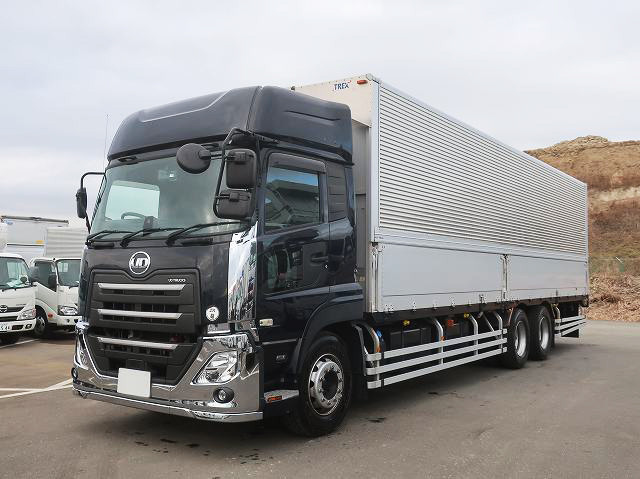 [Vehicle for lease rental only] 2020 UD Trucks Quon, large aluminum wing, high-floor, 3-axle, high roof, 390 horsepower. ★Equipped with the Rakunori Pack!★