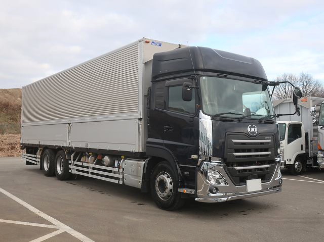 中古トラック UDトラックスアルミウィング ＃2