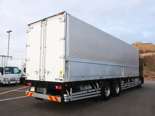 中古トラック UDトラックスアルミウィング ＃3