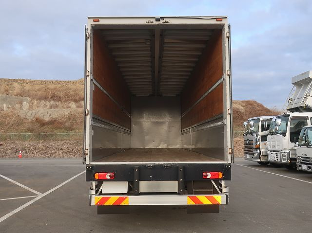 中古トラック UDトラックスアルミウィング ＃7