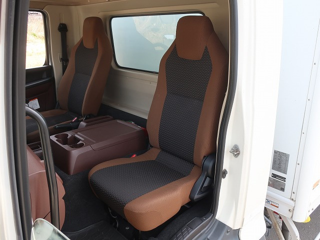 中古トラック 日野冷凍バン ＃23