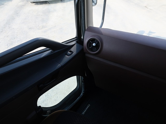 中古トラック 日野冷凍バン #13