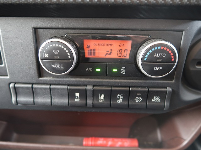 中古トラック 日野冷凍バン ＃18