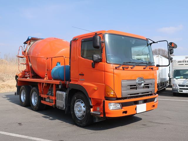 中古トラック 日野コンクリートミキサー車 ＃2