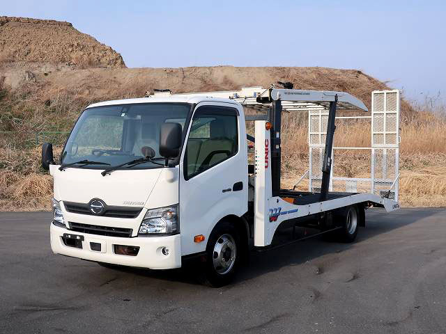 [Vehicles exclusively for rental and lease] 2018 model Hino Dutro small vehicle with 2-car capacity, Furukawa Unic winch, radio-controlled vehicle, running board [Semi-medium-sized license compatible *Excluding 5t limited]