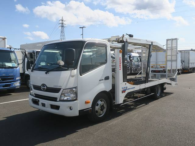 日野　車載車／キャリアカー／重機運搬車