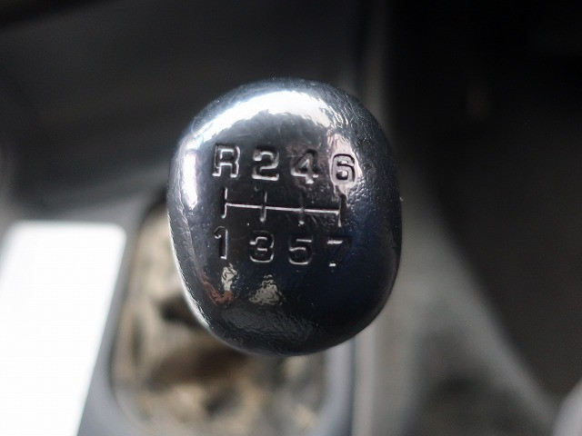 中古トラック 三菱ふそう冷凍バン ＃18