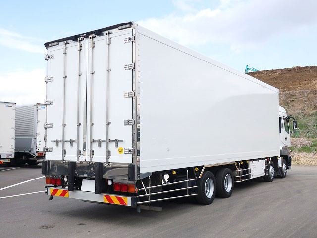 中古トラック 三菱ふそう冷凍バン ＃3