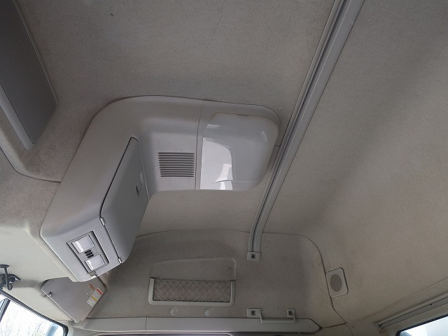 中古トラック 三菱ふそう冷凍バン ＃24