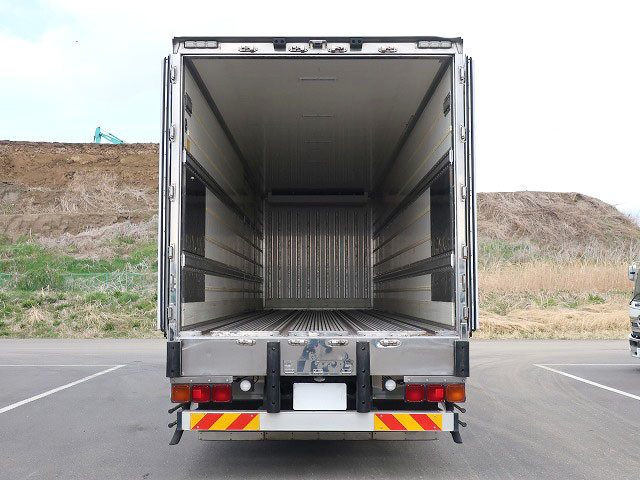 中古トラック 三菱ふそう冷凍バン ＃5