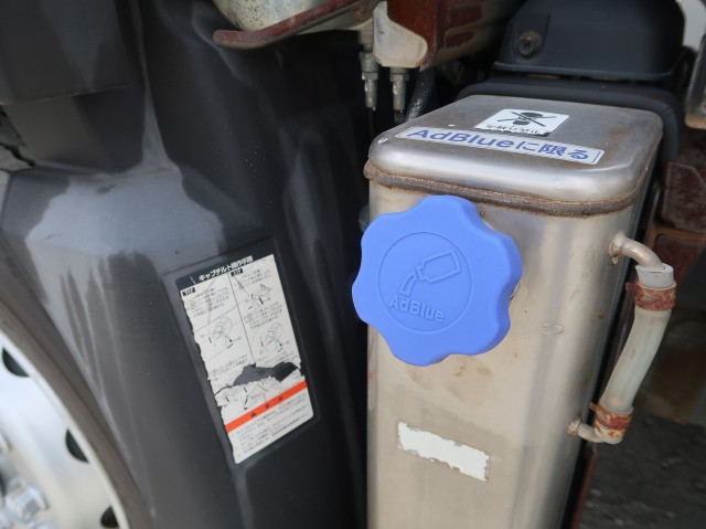 中古トラック UDトラックスコンクリートミキサー車 ＃14