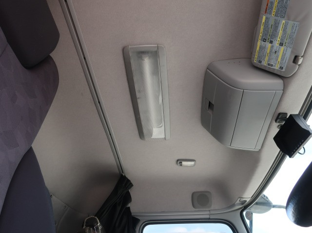 中古トラック UDトラックスコンクリートミキサー車 ＃24