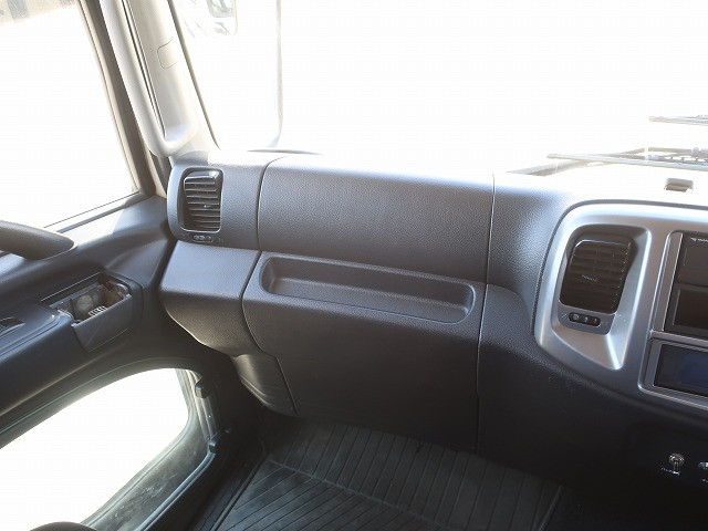 中古トラック 日野冷凍バン ＃13