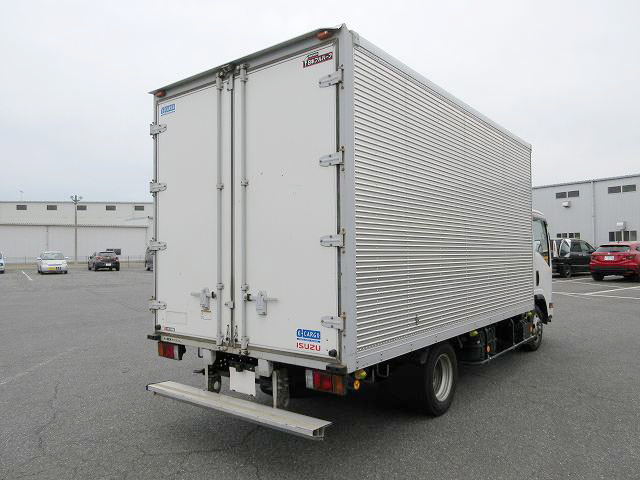 中古トラック いすゞアルミバン ＃3