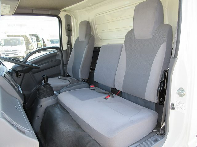 中古トラック いすゞアルミバン ＃22